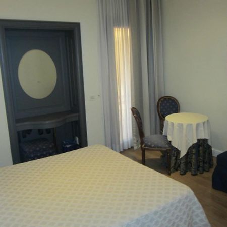 คอนดอตติ 29 Bed & Breakfast โรม ภายนอก รูปภาพ