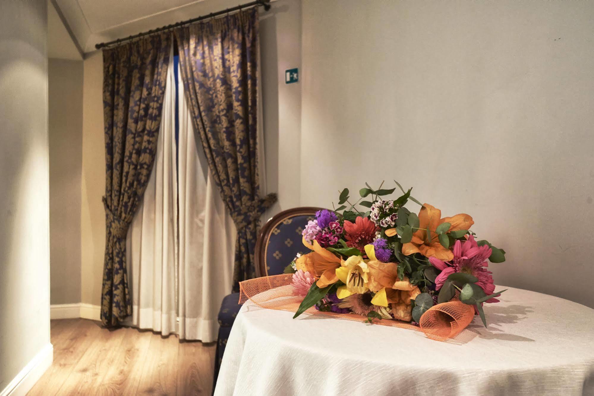 คอนดอตติ 29 Bed & Breakfast โรม ภายนอก รูปภาพ