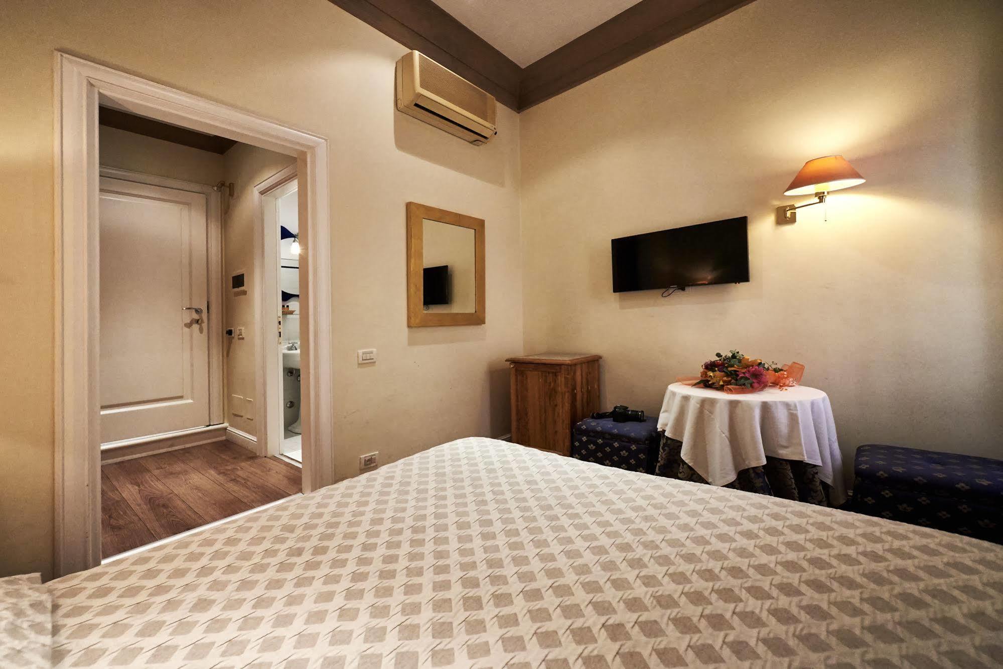 คอนดอตติ 29 Bed & Breakfast โรม ภายนอก รูปภาพ
